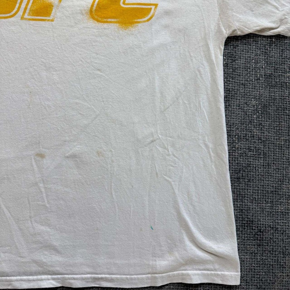 UFC Graphic Tee Mens XL White Yellow Spray Logo Y2K MMA T-Shirt - Picture 7 of 12